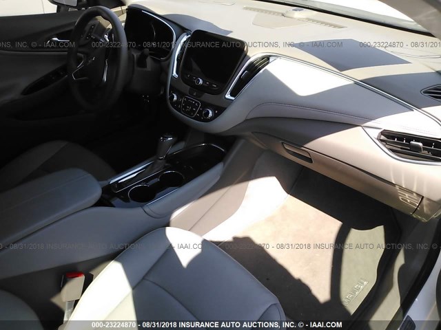 1G1ZH5SXXGF228496 - 2016 CHEVROLET MALIBU PREMIER 白色 照片 5