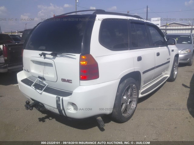 1GKES63M862170268 - 2006 GMC ENVOY DENALI WHITE photo 4