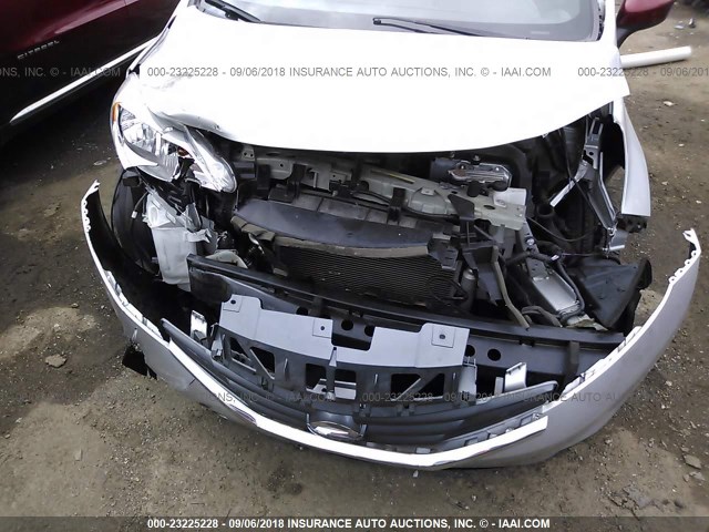 3N1CE2CP5FL384827 - 2015 NISSAN VERSA NOTE S/S PLUS/SV/SL/SR SILVER photo 6