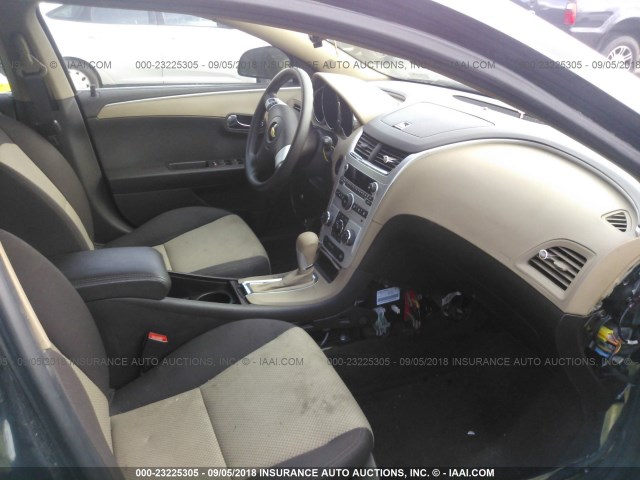 1G1ZB5E17BF264258 - 2011 CHEVROLET MALIBU LS Qara foto 5