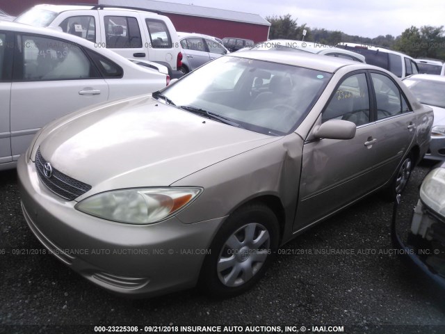 4T1BE32K62U065596 - 2002 TOYOTA CAMRY LE/XLE/SE Қоңыр фото 2