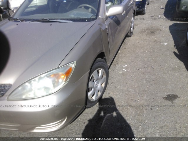 4T1BE32K62U065596 - 2002 TOYOTA CAMRY LE/XLE/SE Қоңыр фото 6