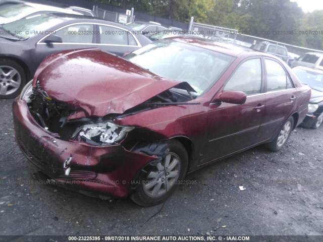 4T1BF30K62U005172 - 2002 TOYOTA CAMRY LE/XLE/SE Марун фото 2