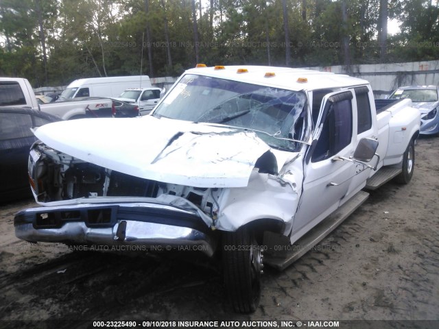 1FTJW35F0TEB34189 - 1996 FORD F350 WHITE photo 2