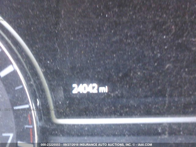 5N1DR2MM2JC615032 - 2018 NISSAN PATHFINDER S/SV/SL/PLATINUM SILVER photo 7