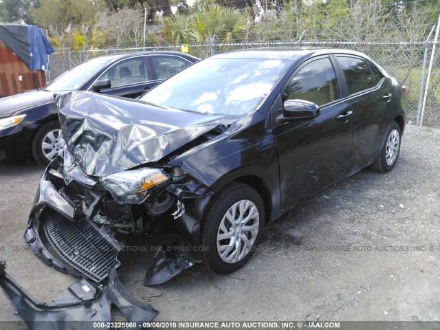 5YFBURHEXJP788519 - 2018 TOYOTA COROLLA L/LE/XLE/SE/XSE BLACK photo 2