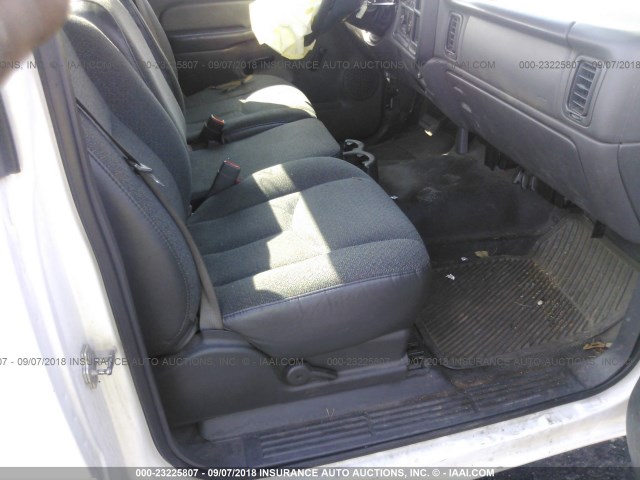 1GCEC14X97Z172446 - 2007 CHEVROLET SILVERADO C1500 CLASSIC WHITE photo 5