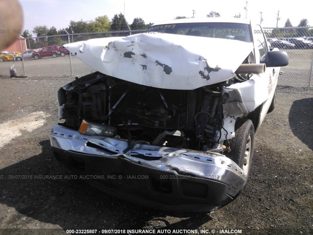 1GCEC14X97Z172446 - 2007 CHEVROLET SILVERADO C1500 CLASSIC WHITE photo 6