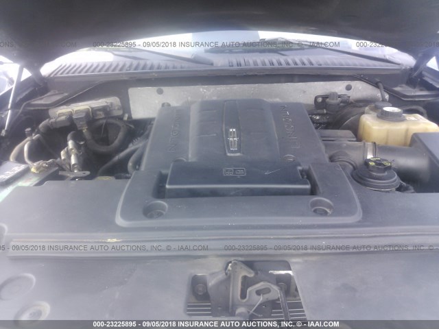 5LMFU27527LJ05278 - 2007 LINCOLN NAVIGATOR Schwarz Foto 10
