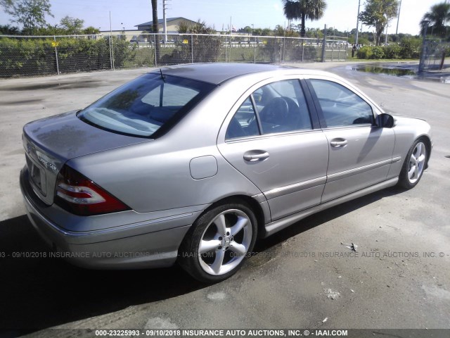 WDBRF40J65F563451 - 2005 MERCEDES-BENZ C 230K SPORT SEDAN SILVER photo 4