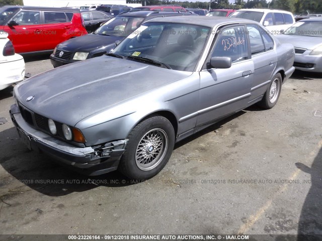 WBAHD2311PBF74886 - 1993 BMW 535 I AUTOMATIC GRAY photo 2
