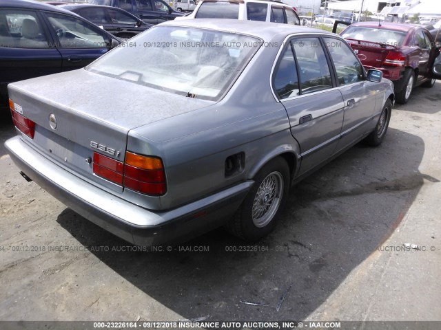 WBAHD2311PBF74886 - 1993 BMW 535 I AUTOMATIC GRAY photo 4