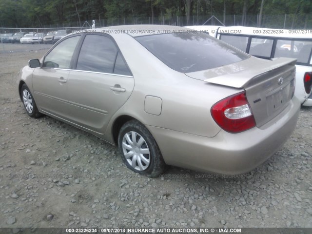 JTDBE32K030161429 - 2003 TOYOTA CAMRY LE/XLE 棕色 照片 3
