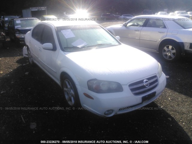 JN1DA31D82T415637 - 2002 NISSAN MAXIMA GLE/GXE/SE WHITE photo 1