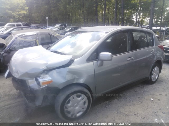 3N1BC1CP3BL515470 - 2011 NISSAN VERSA S/SL GRAY photo 2