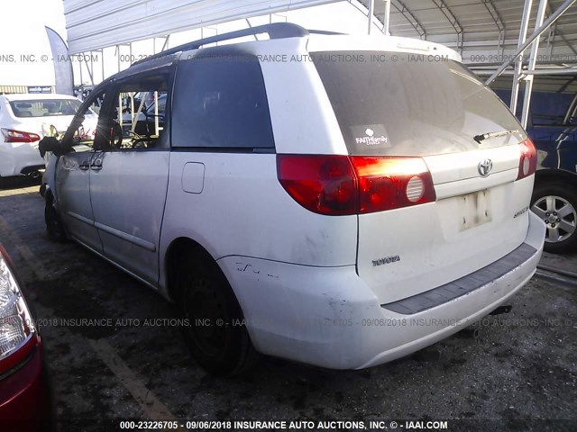 5TDZA23C06S556532 - 2006 TOYOTA SIENNA CE/LE WHITE photo 3