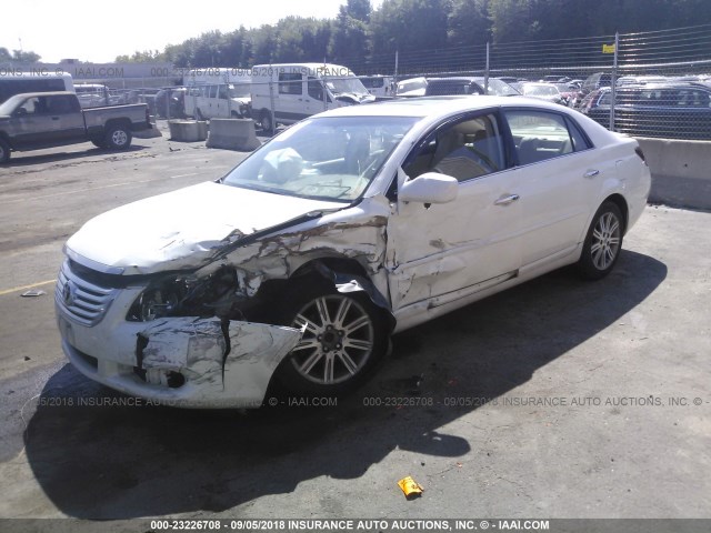 4T1BK36BX9U325785 - 2009 TOYOTA AVALON XL/XLS/LIMITED WHITE photo 2