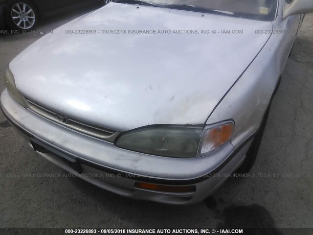 4T1BF12K9TU116611 - 1996 TOYOTA CAMRY LE/XLE/SE Gümüş foto 6