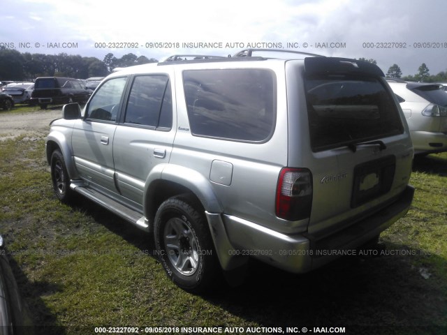 JT3GN87R5X0130129 - 1999 TOYOTA 4RUNNER LIMITED SILVER photo 3