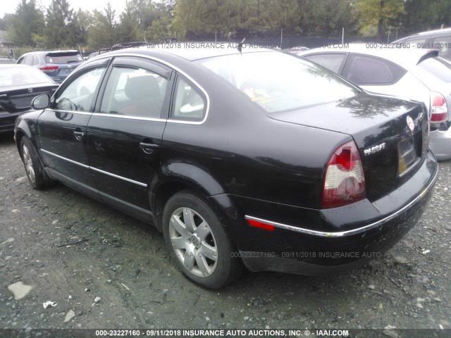 WVWAD63B55E090149 - 2005 VOLKSWAGEN PASSAT GLS BLACK photo 3