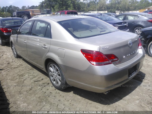 4T1BK36B96U064970 - 2006 TOYOTA AVALON XL/XLS/TOURING/LIMITED GOLD photo 3