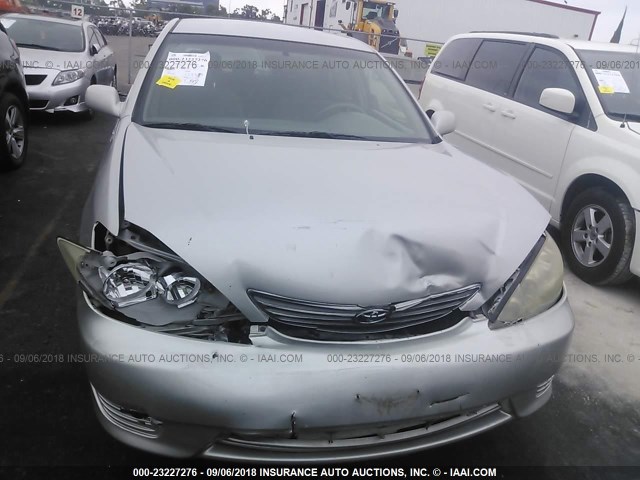 4T1BE30K35U406654 - 2005 TOYOTA CAMRY LE/XLE/SE 银色 照片 6