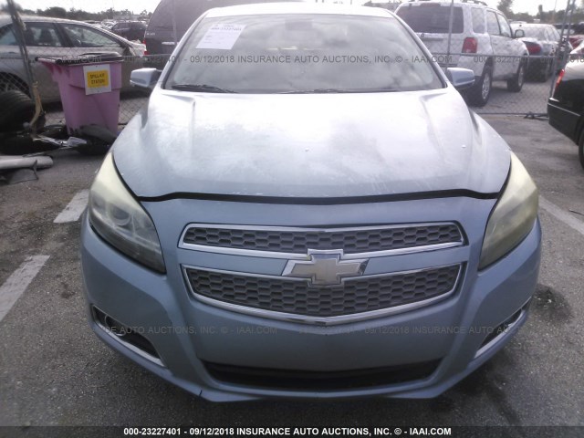 1G11H5SAXDU128222 - 2013 CHEVROLET MALIBU LTZ 浅蓝色 照片 6
