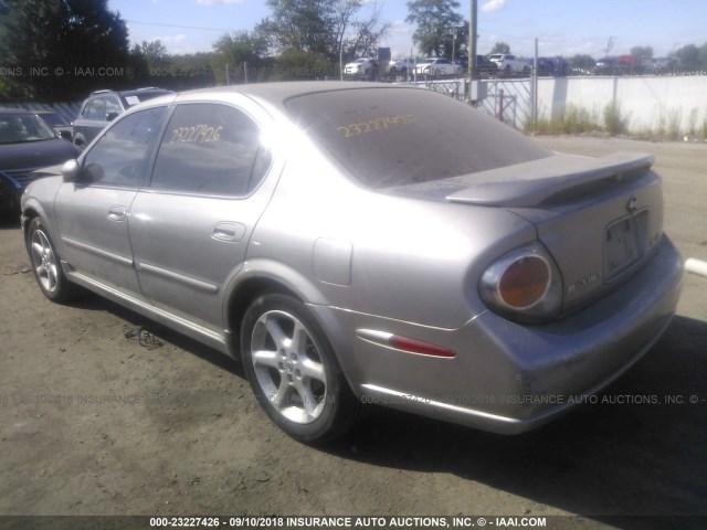 JN1DA31D22T434037 - 2002 NISSAN MAXIMA GLE/GXE/SE TAN photo 3