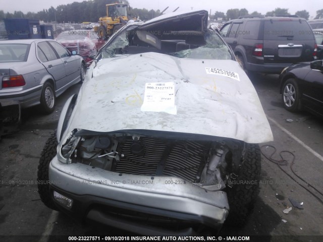 5TEHN72N14Z318821 - 2004 TOYOTA TACOMA DOUBLE CAB 银色 照片 6