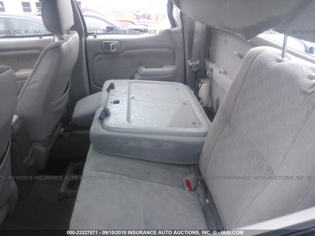 5TEHN72N14Z318821 - 2004 TOYOTA TACOMA DOUBLE CAB 银色 照片 8