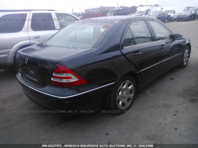 WDBRF84J55F670766 - 2005 MERCEDES-BENZ C 320 4MATIC BLACK photo 4