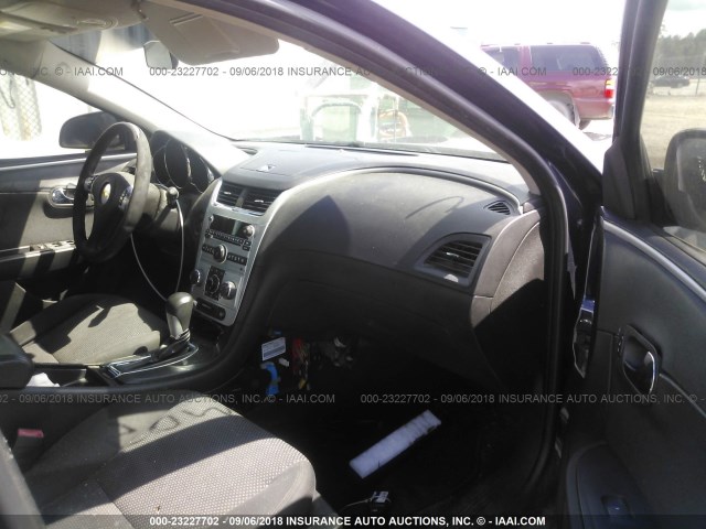 1G1ZC5EU8BF182496 - 2011 CHEVROLET MALIBU 1LT ლურჯი ფოტო 5