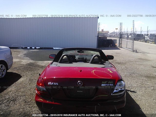 WDBWK54F19F189945 - 2009 MERCEDES-BENZ SLK 300 RED photo 8