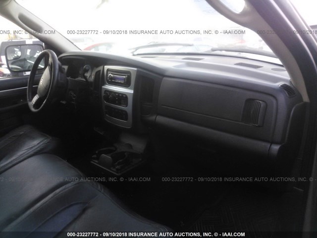 3D7KS28D95G733372 - 2005 DODGE RAM 2500 ST/SLT 银色 照片 5