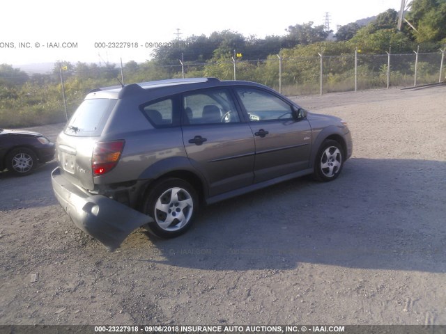 5Y2SL658X7Z415530 - 2007 PONTIAC VIBE ნაცრისფერი ფოტო 4