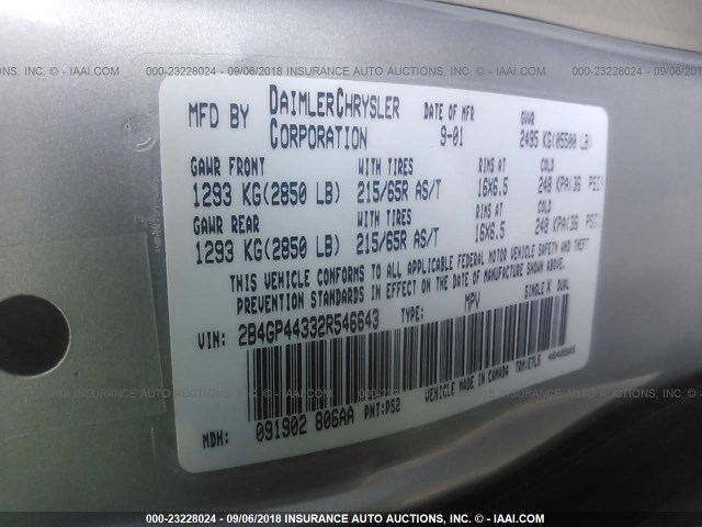 2B4GP44332R546643 - 2002 DODGE GRAND CARAVAN SPORT SILVER photo 9