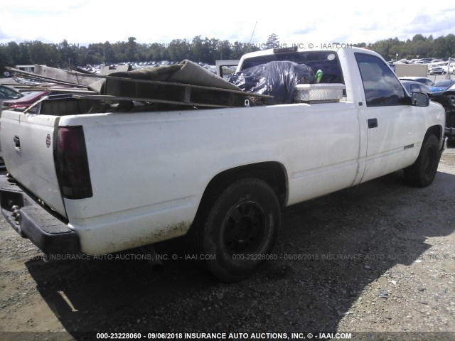 1GTEC14M1WZ850983 - 1998 GMC SIERRA C1500 WHITE photo 4