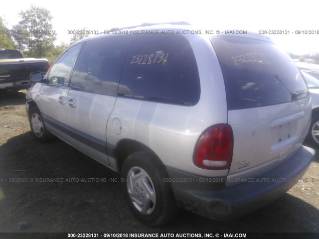 1B4GP45G7YB536688 - 2000 DODGE CARAVAN SE/SPORT SILVER photo 3