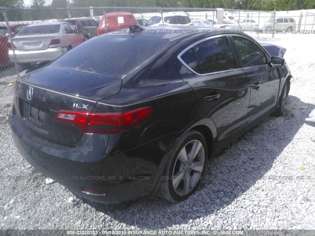 19VDE1F79DE000744 - 2013 ACURA ILX 20 TECH BLACK photo 4