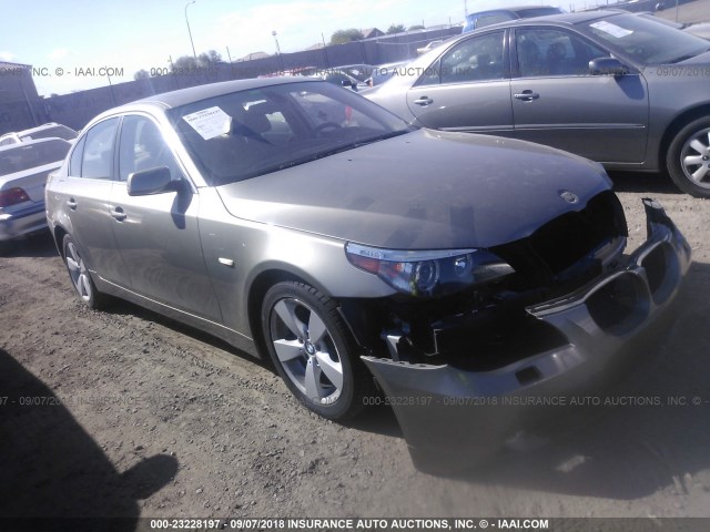 WBANF73567CU21909 - 2007 BMW 530 XI SILVER photo 1