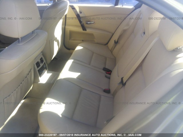 WBANF73567CU21909 - 2007 BMW 530 XI SILVER photo 8