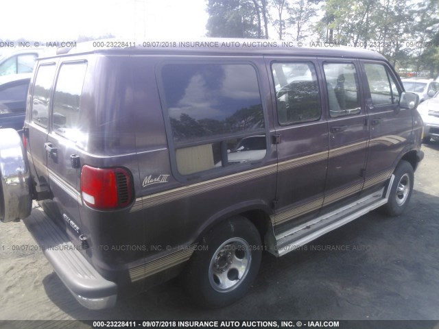 2B6HB21X5SK546321 - 1995 DODGE RAM VAN B2500 MAROON photo 4