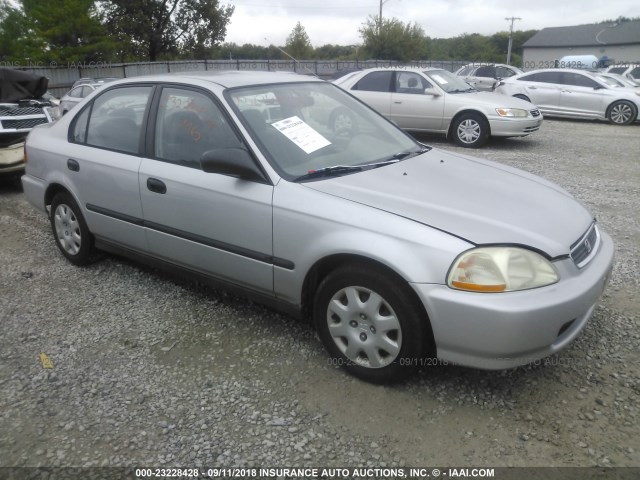 1HGEJ6621WL002170 - 1998 HONDA CIVIC DX SILVER photo 1