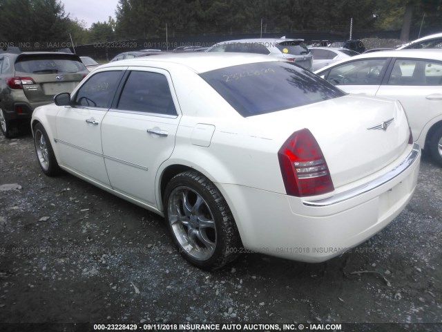 2C3KA63H66H494089 - 2006 CHRYSLER 300C WHITE photo 3