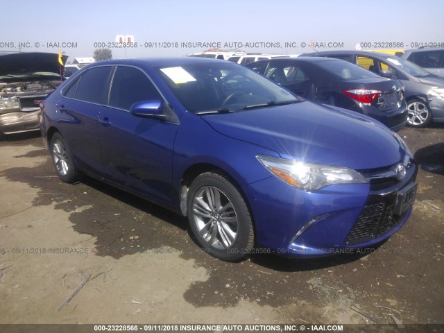 4T1BF1FK8FU918033 - 2015 TOYOTA CAMRY LE/XLE/SE/XSE 紫色 照片 1