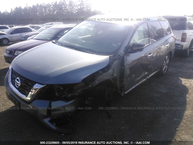 5N1DR2MM3JC658343 - 2018 NISSAN PATHFINDER S/SV/SL/PLATINUM GRAY photo 2