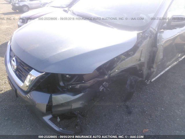 5N1DR2MM3JC658343 - 2018 NISSAN PATHFINDER S/SV/SL/PLATINUM GRAY photo 6