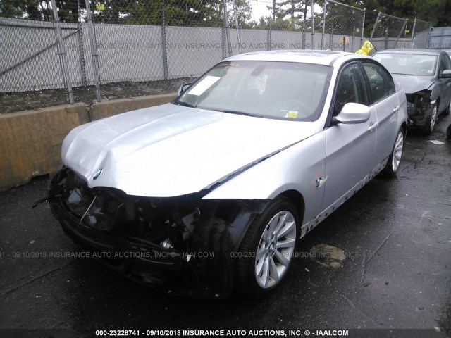 WBAPK5C59BA995594 - 2011 BMW 328 XI SULEV GRAY photo 2