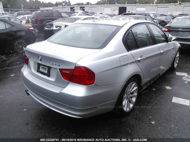 WBAPK5C59BA995594 - 2011 BMW 328 XI SULEV GRAY photo 4