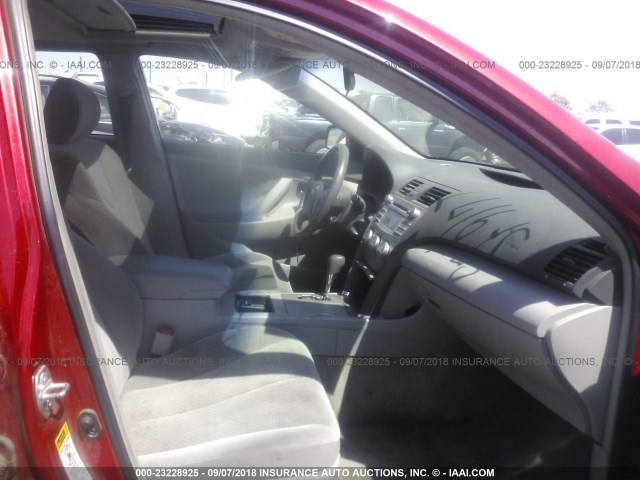 4T1BE46K17U093734 - 2007 TOYOTA CAMRY NEW GENERAT CE/LE/XLE/SE RED photo 5
